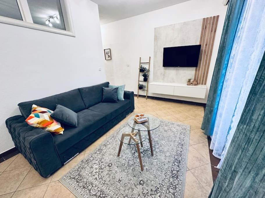 Beautiful Fully Renovated Apartment By The Sea, Large Balcony With Enchanting Views Neum Exterior photo