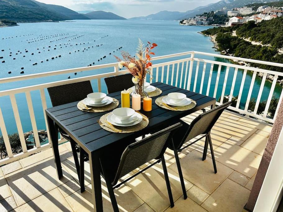 Beautiful Fully Renovated Apartment By The Sea, Large Balcony With Enchanting Views Neum Exterior photo