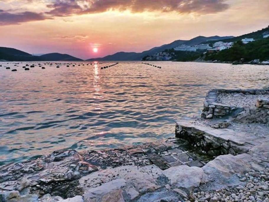 Beautiful Fully Renovated Apartment By The Sea, Large Balcony With Enchanting Views Neum Exterior photo